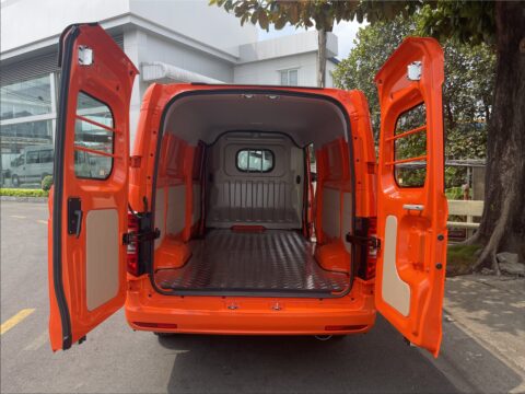 thaco_van_2_chỗ_màu_cam_thùng_2m9_945kg