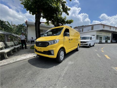 xe_tải_van_2_chỗ_thaco_màu_vàng