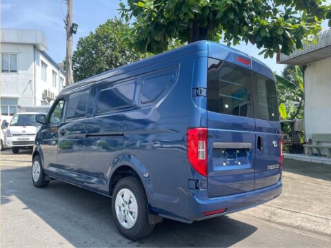 xe_van_thaco_2_chỗ_màu_xanh