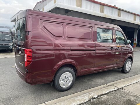 xe_van_5_chỗ_thaco_tf480v_5s_màu_đỏ