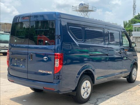 xe_van_thaco_2_chỗ_màu_xanh