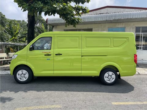 xe_van_2_chỗ_màu_xanh