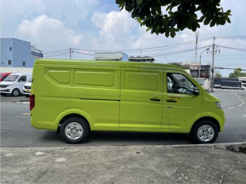 xe_van_2_chỗ_màu_xanh