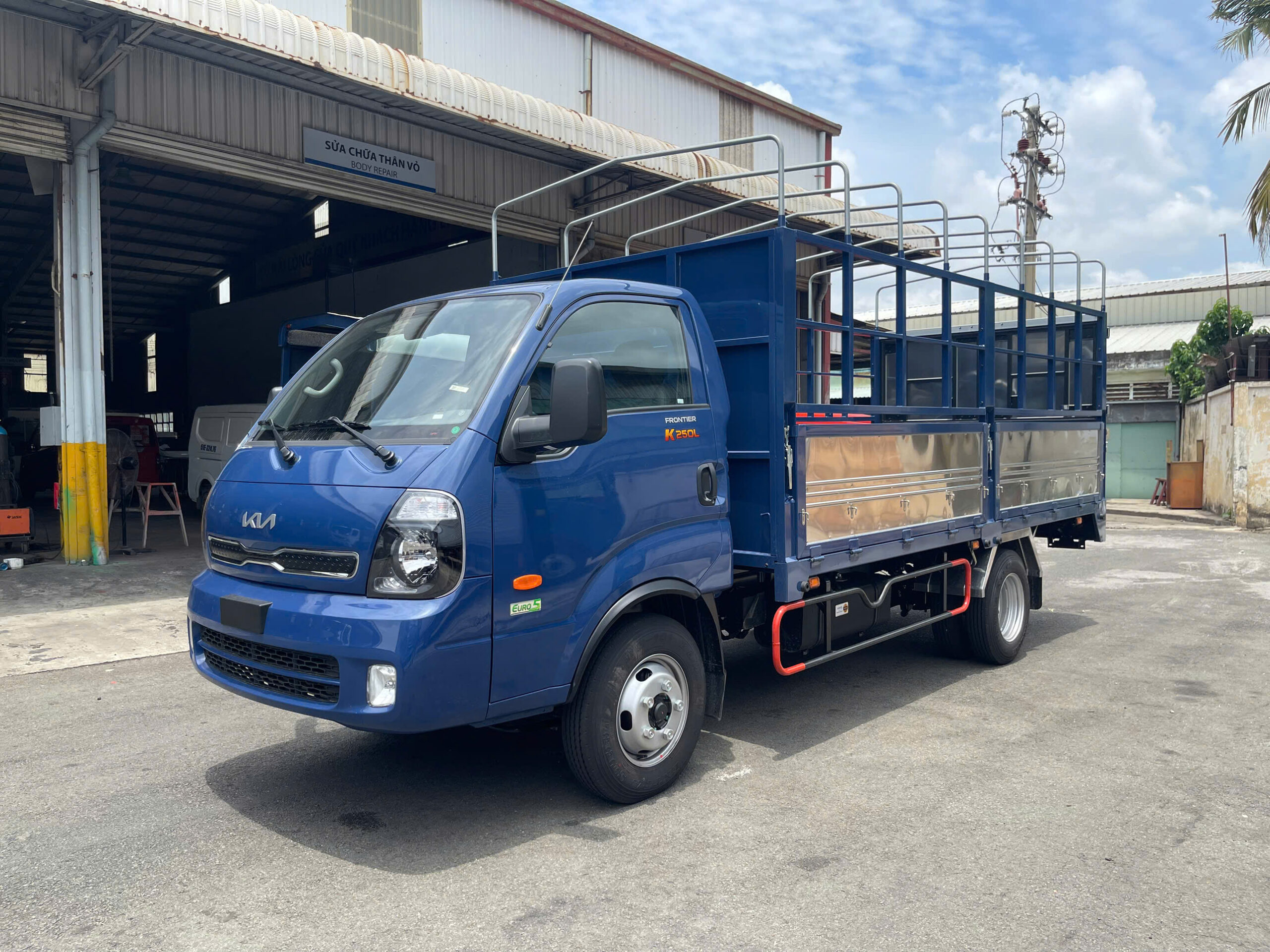 KIA K250L 2026 – XE K250L THÙNG BẠT 4M47 TẢI 1990KG - Ảnh 3